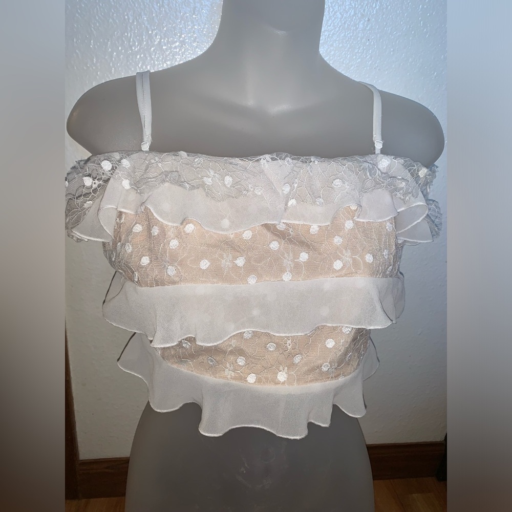 Forever 21 lace ruffle tank top